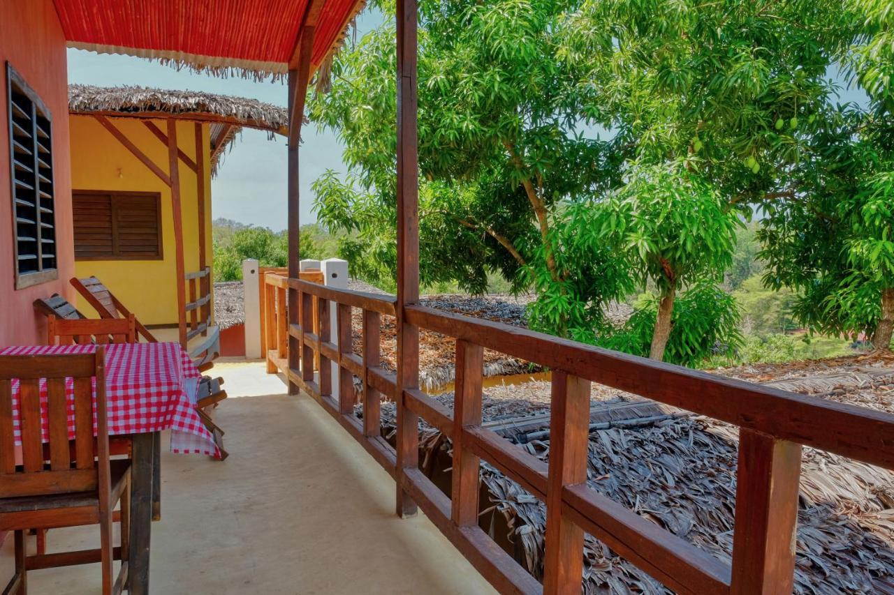 Colibri Lodge อัมบาโตโลกา ภายนอก รูปภาพ